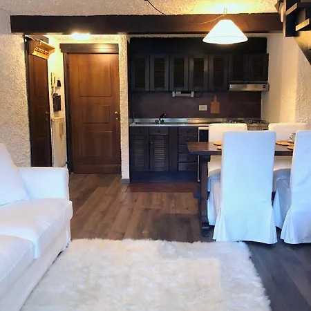 Apartment In Adele